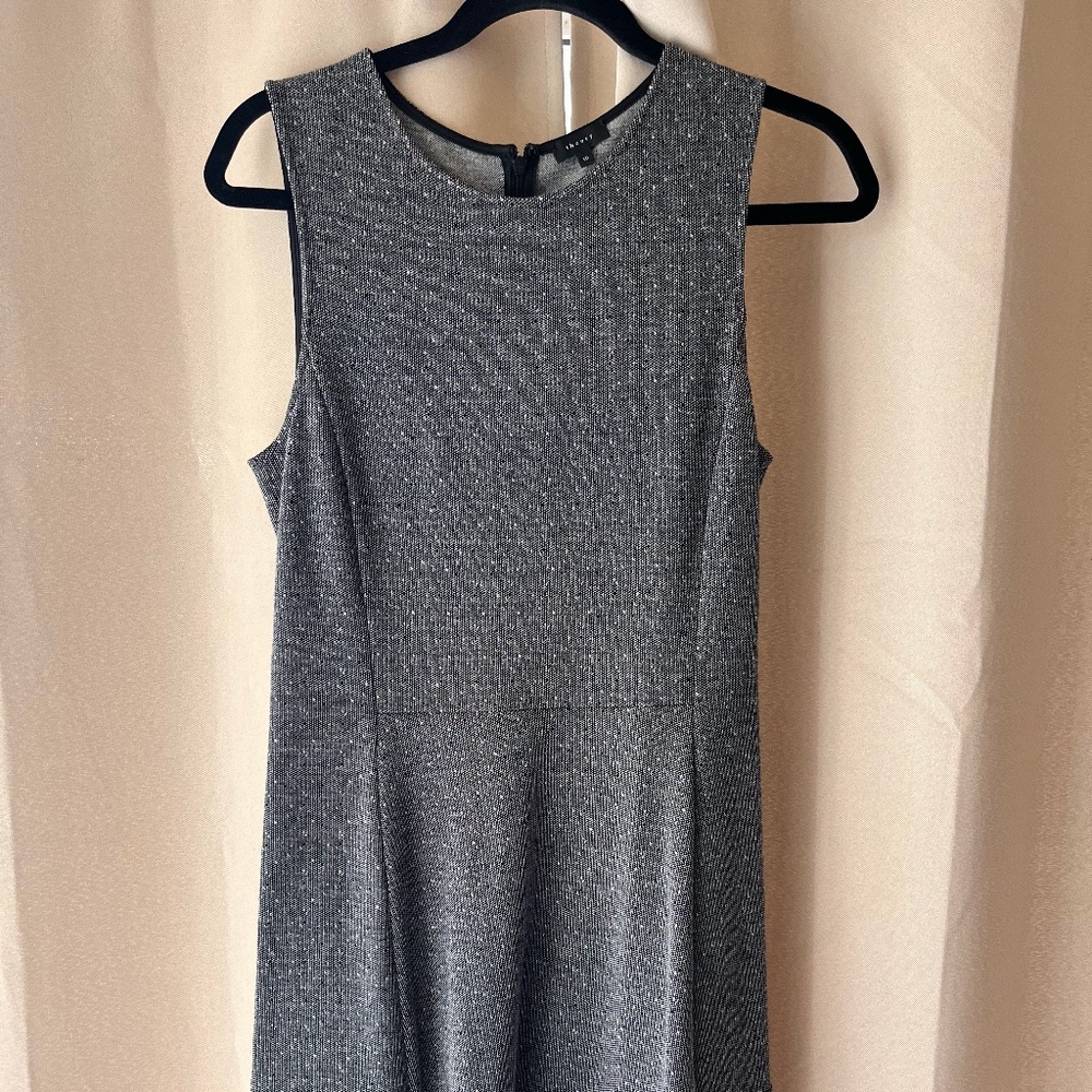 Theory dress size 10 - Very comfy!